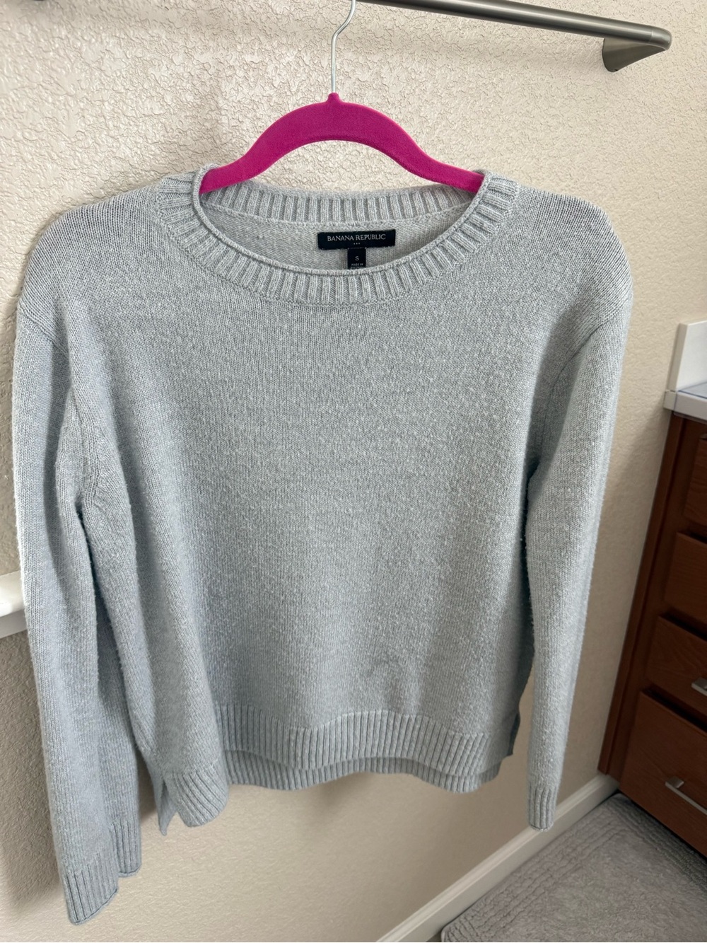 Banana Republic Pale Gray Crewneck Sweater